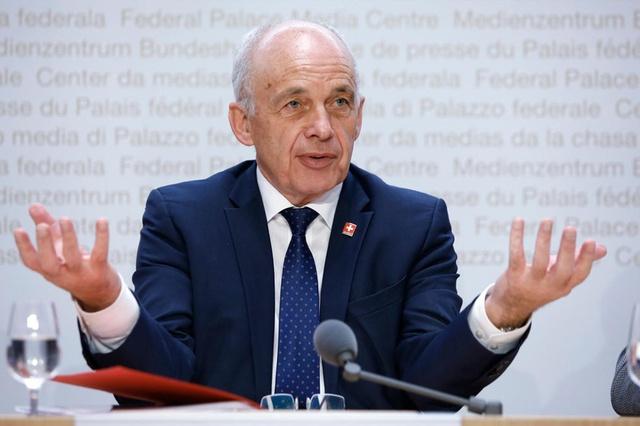 Ueli Maurer
