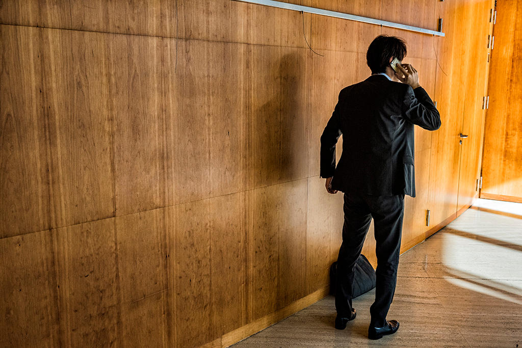 Staff in the atrium of the WTO in Geneva.