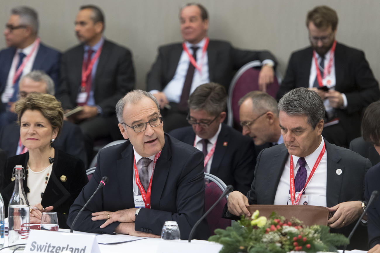 Swiss government delegation and WTO director Azevedo at Davos conference