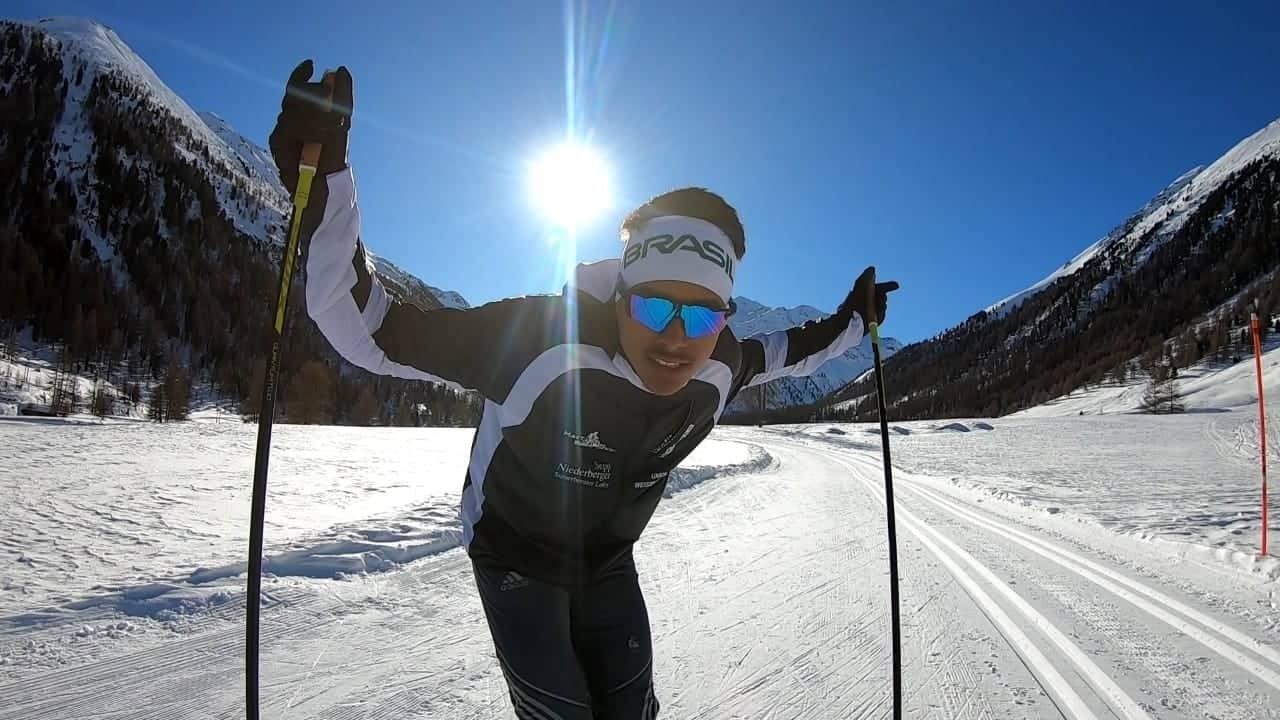 Esquiador brasileiro Rhaick Bonfim