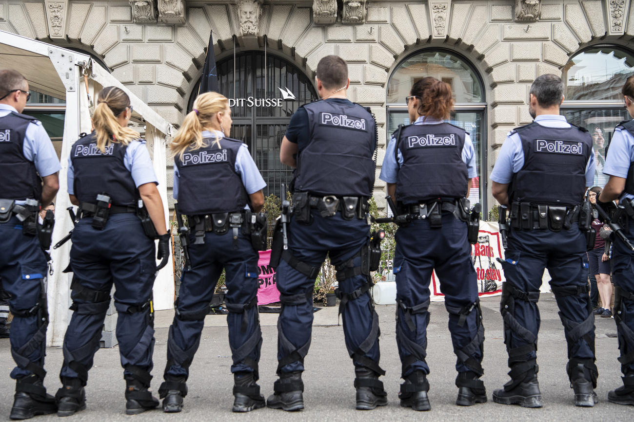 Zurich police officers