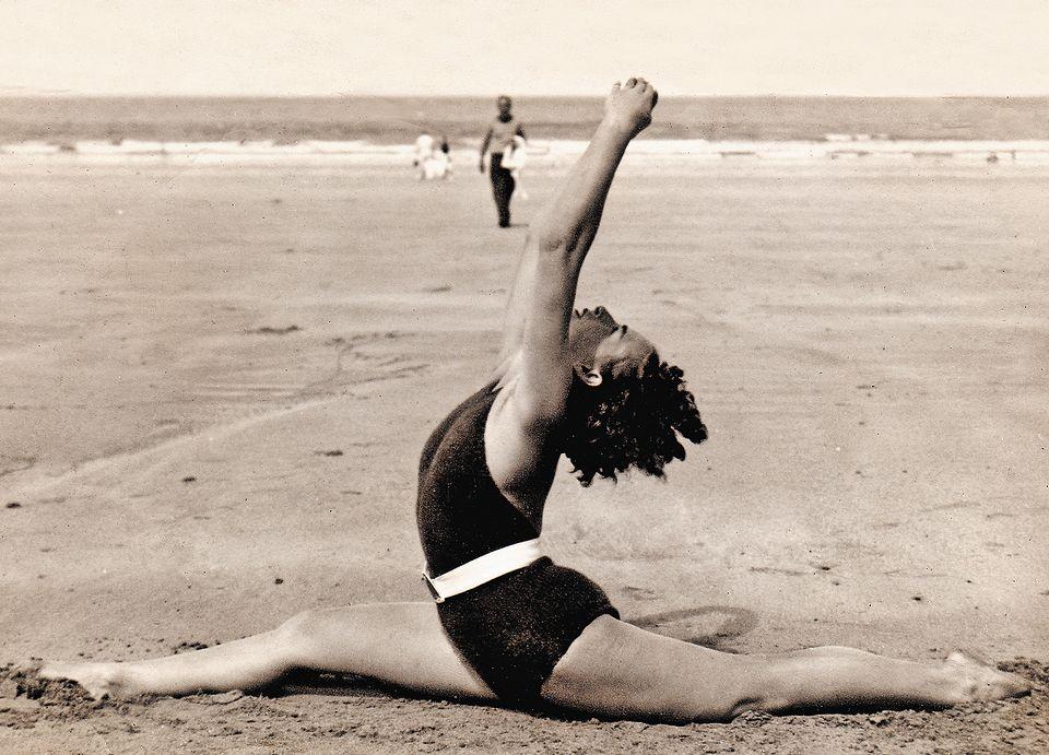 Frau am Strand