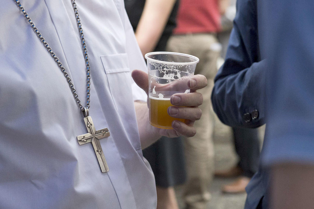 Abusi sessuali all interno della Chiesa nella Svizzera francese