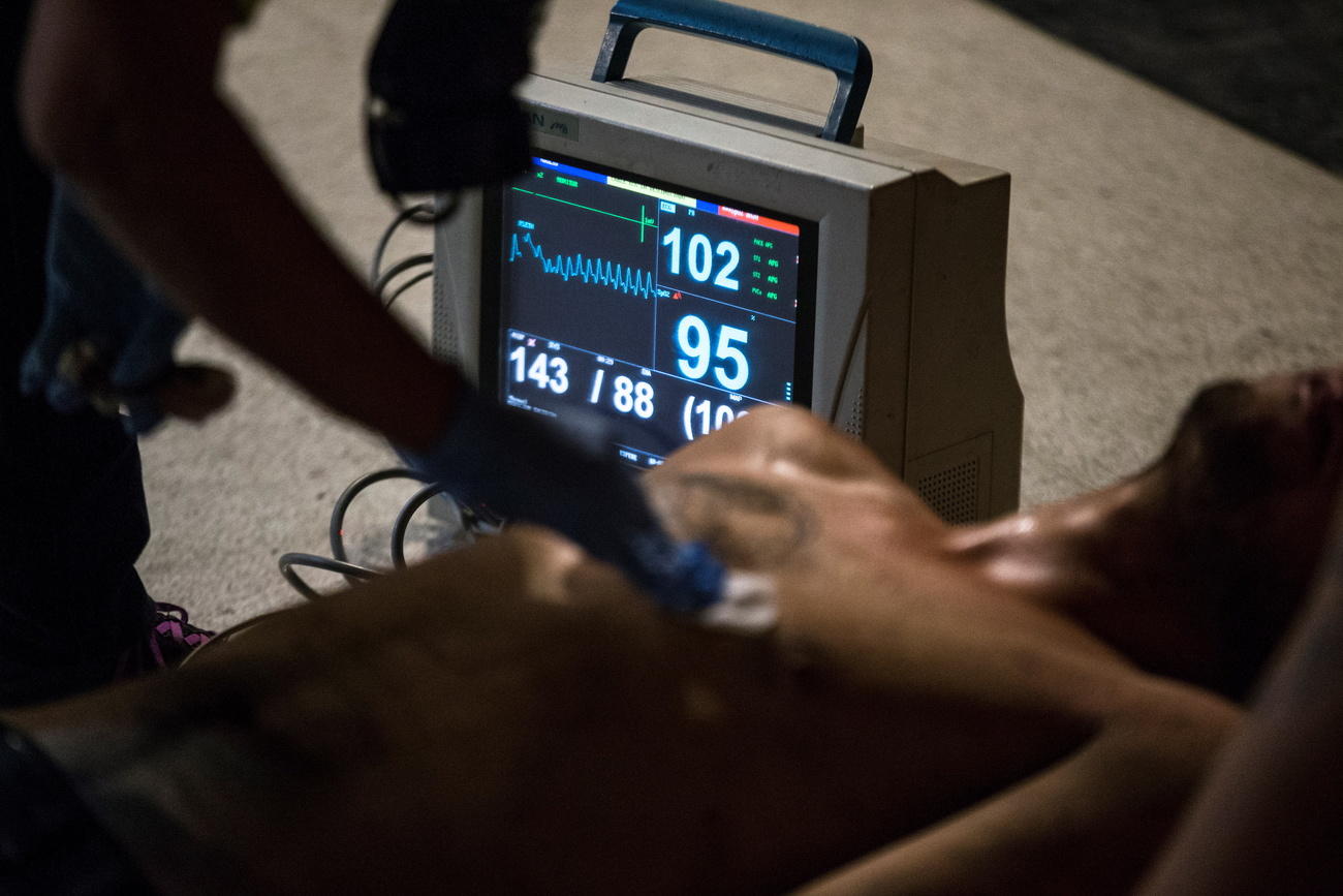 Apparecchio ospedaliero che indica le principali funzioni vitali del paziente.