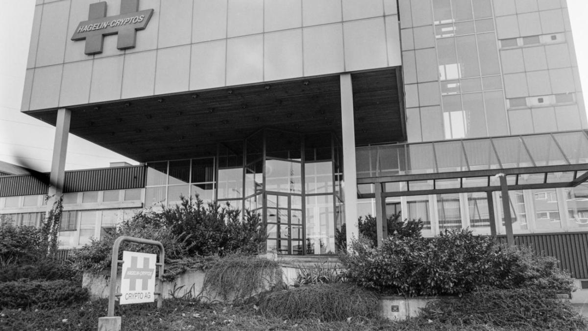 Ex-cabinet members had knowledge of Crypto business dealings, say papers -  SWI swissinfo.ch