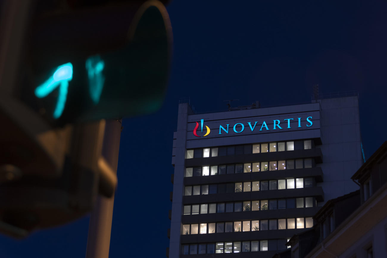 Fachada de la sede de Novartis