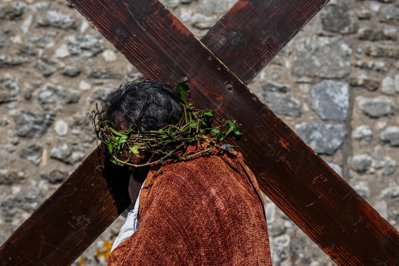 Jesus carrying his cross