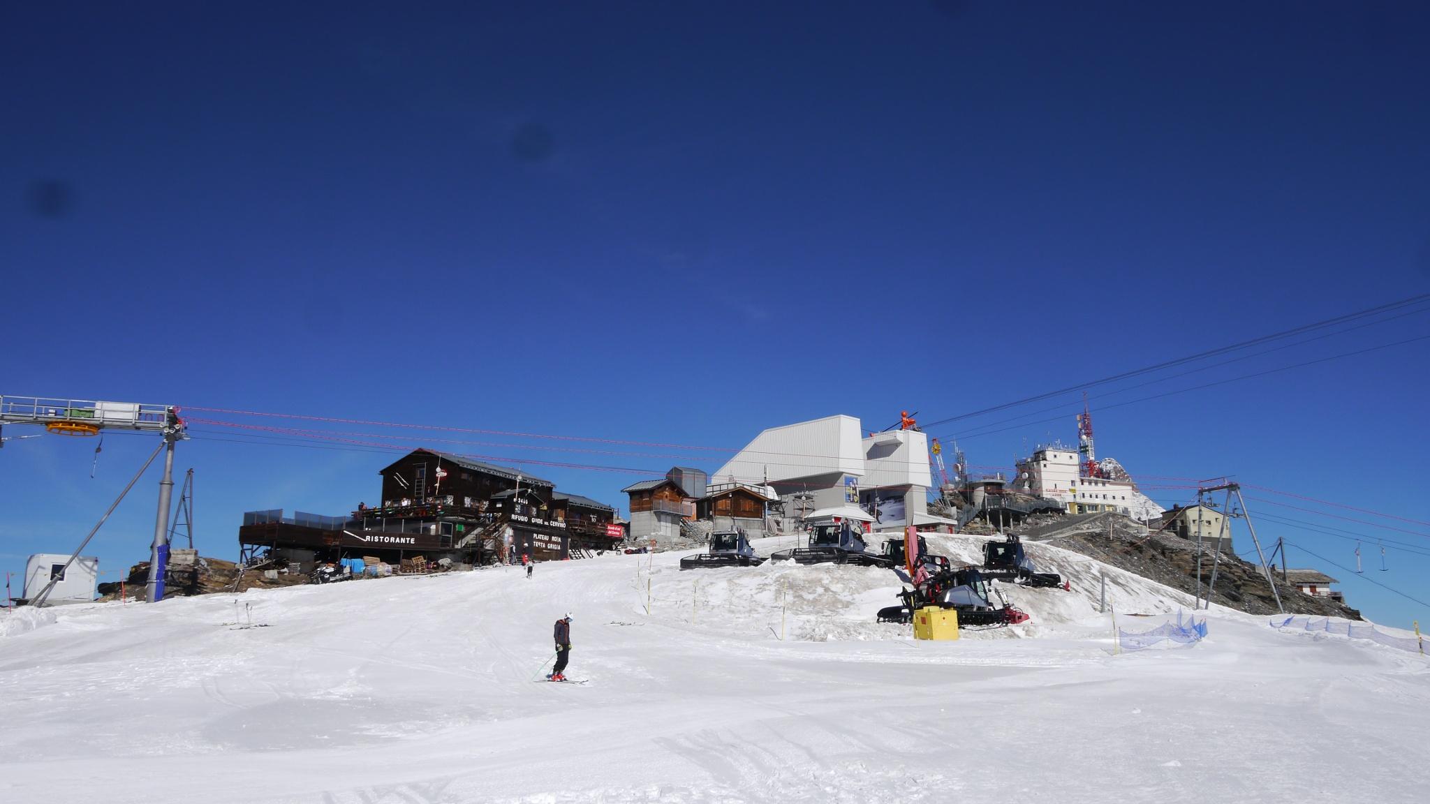 Refuge au milieu de la neige