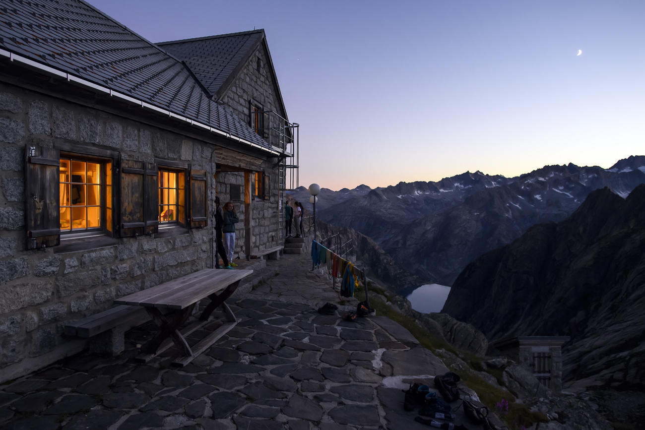 Hütte im Sonnenuntergang