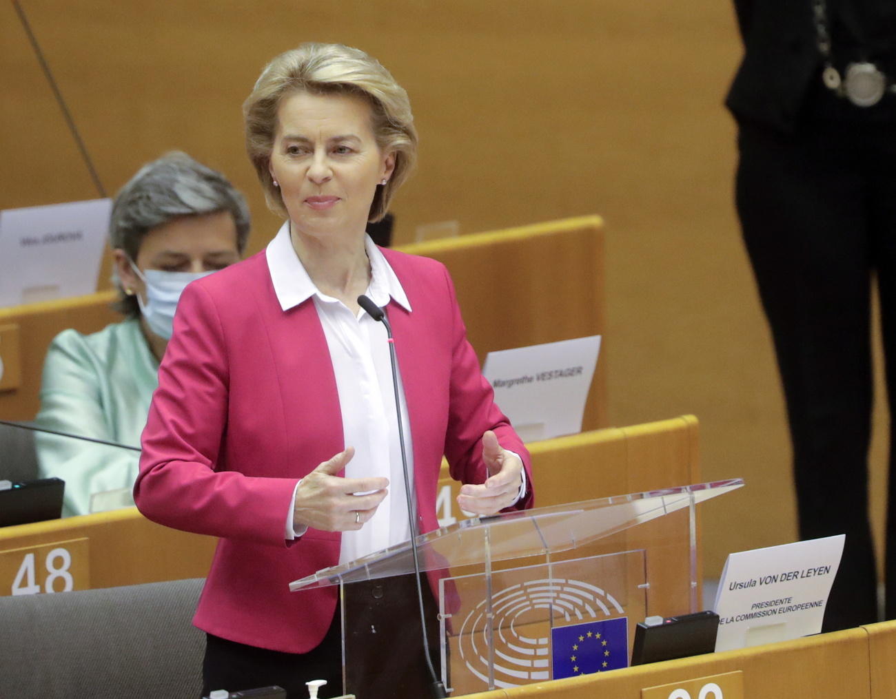 La presidente della Commissione UE Ursula Von Der Leyen