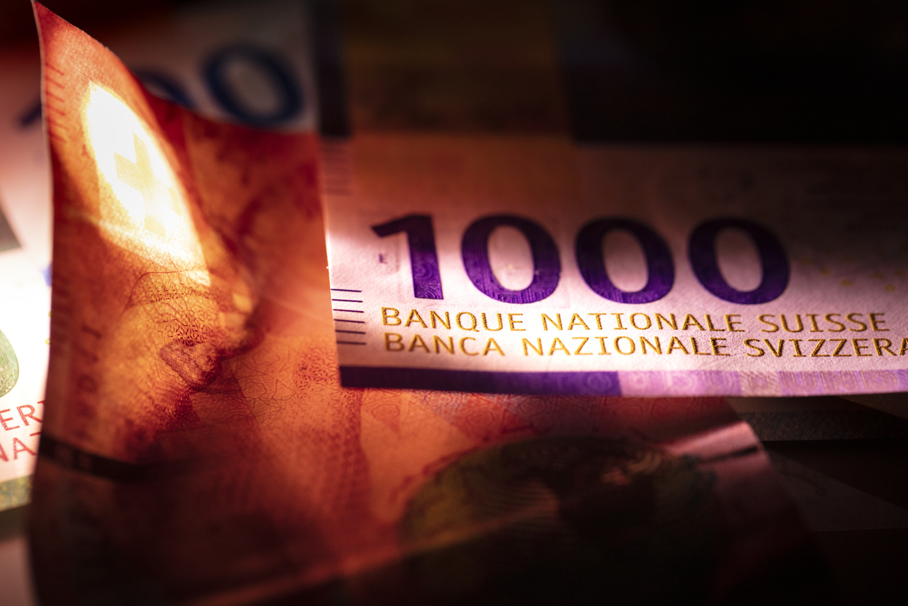 1000 francs
