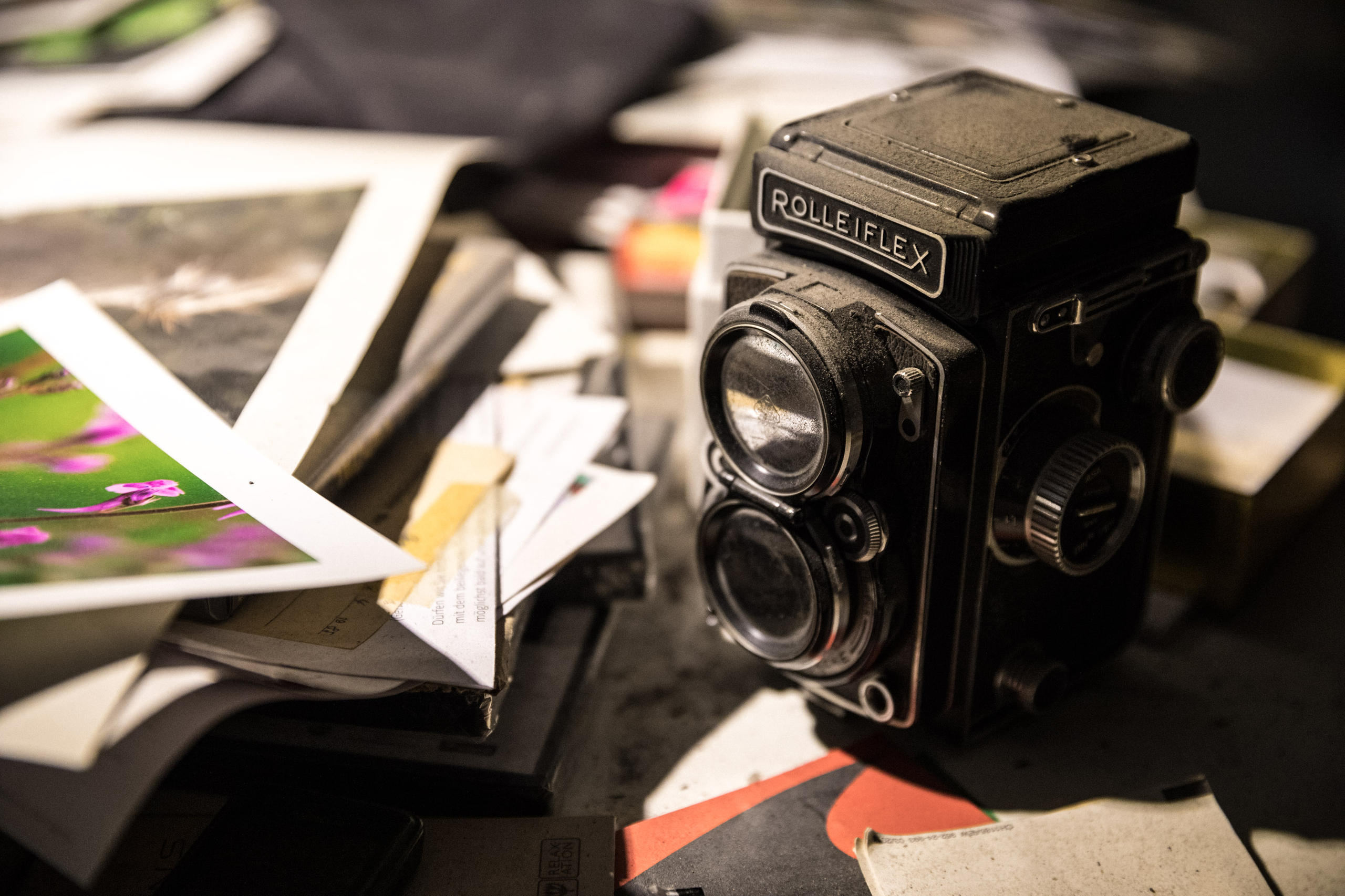آلة تصوير فوتوغرافي قديمة