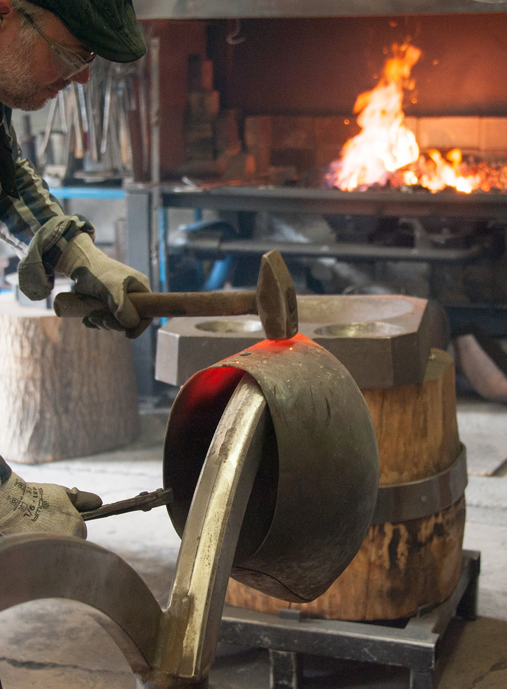 Peter Preisig prepares to make a bell.