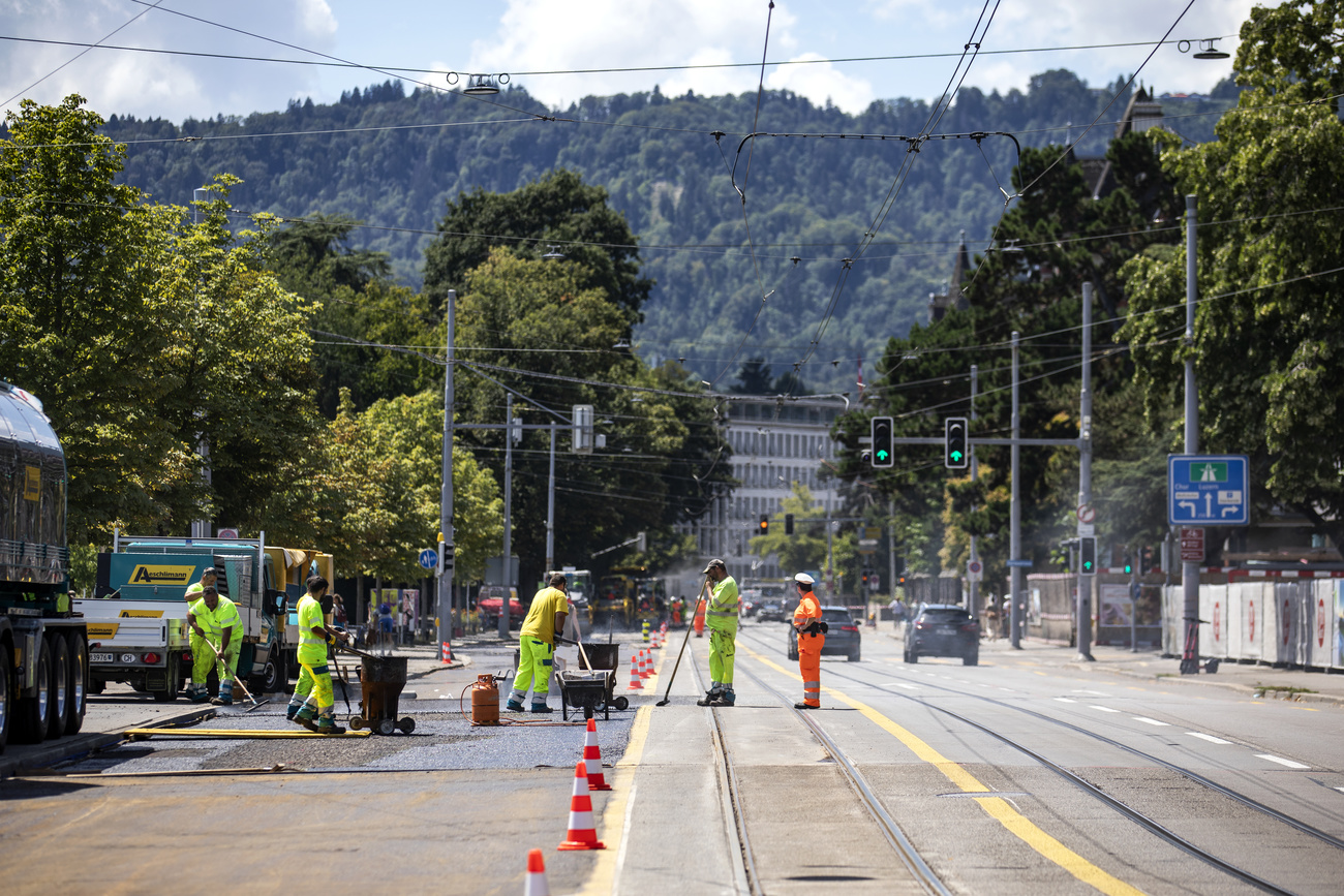 Un quart des personnes actives dans le secteur de la construction en Suisse sont des immigrés européens.