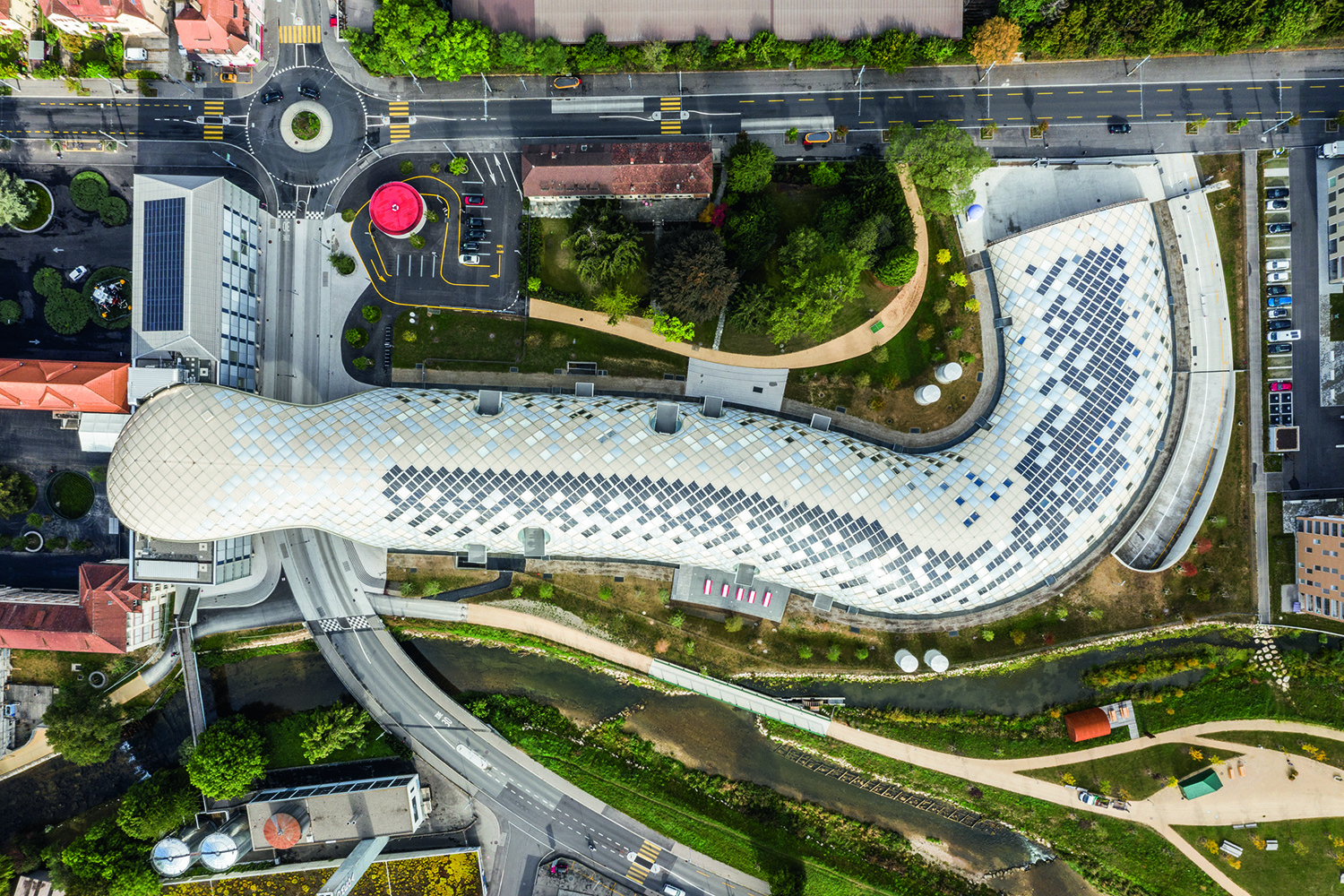 edificio a forma di serpente visto dall alto