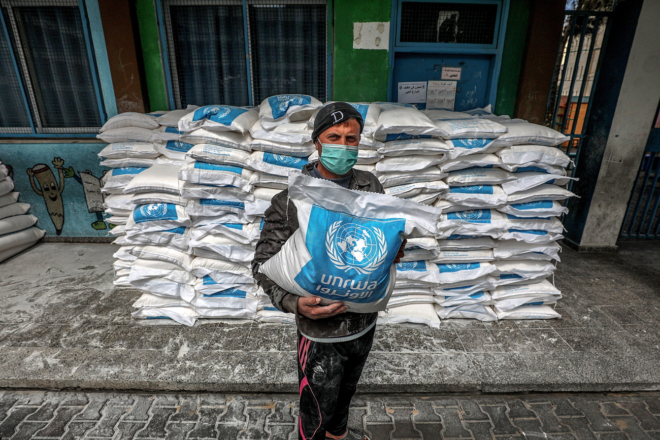 L UNRWA est une agence de l ONU qui vient en aide aux réfugiés palestiniens au Proche-Orient.