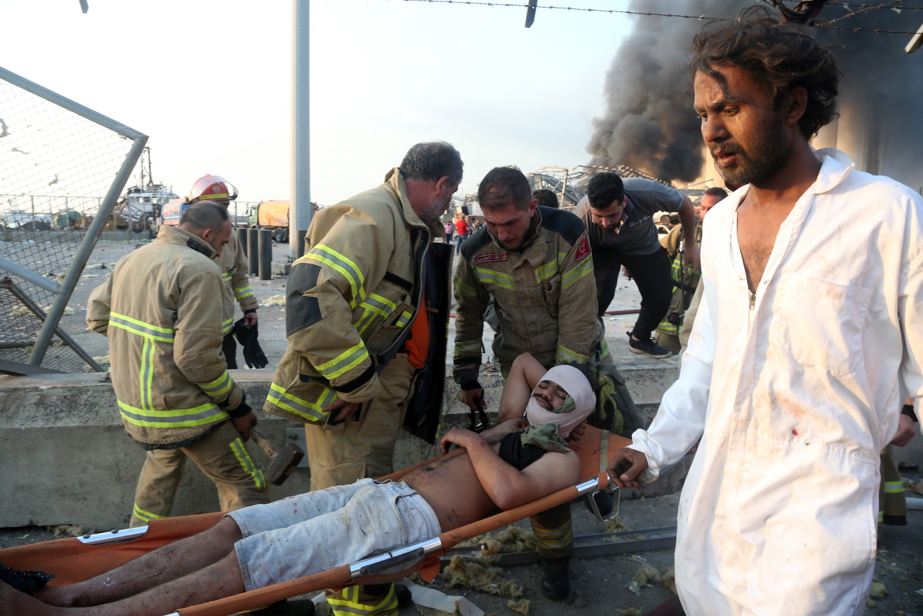 injured people in street of Beirut