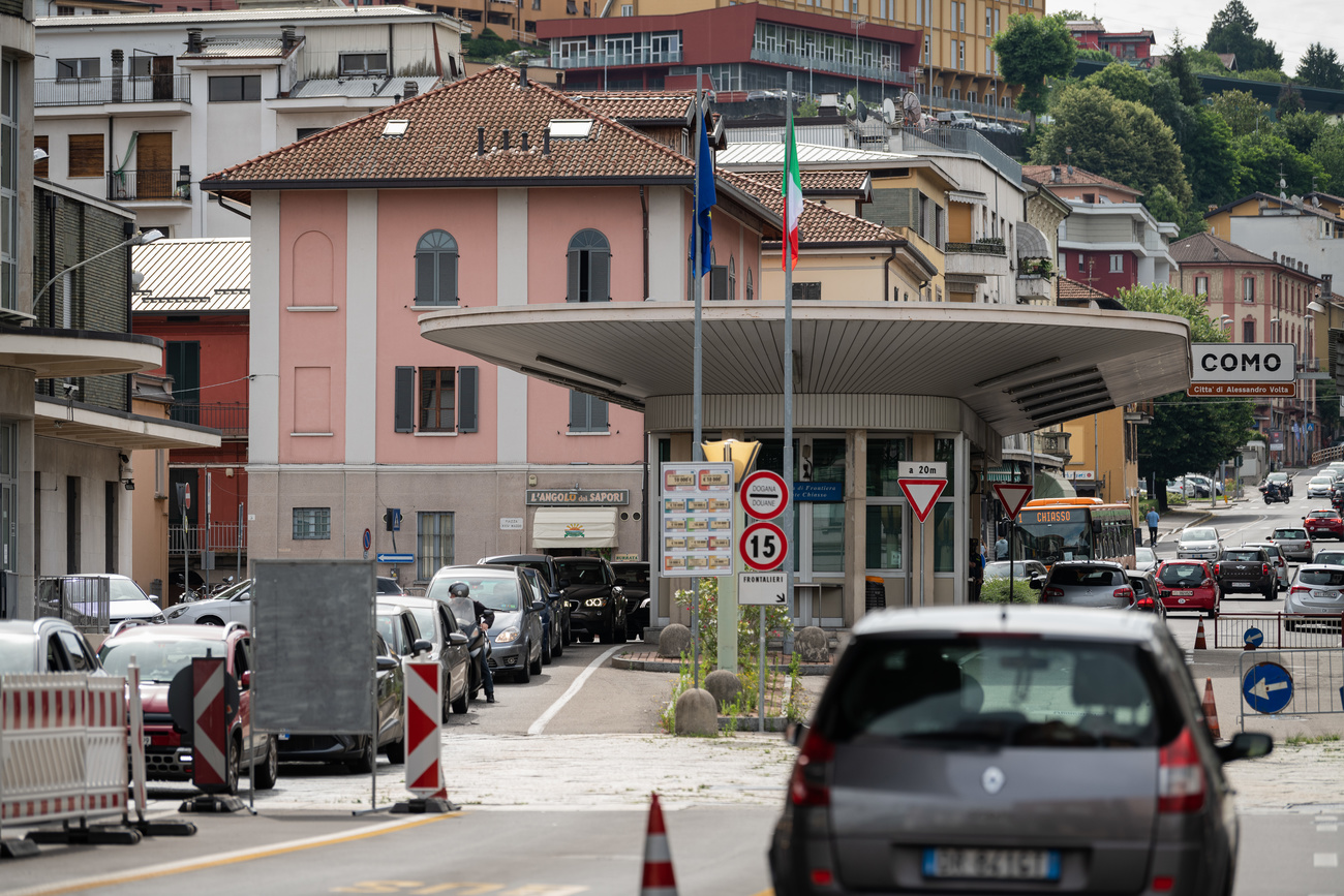 Pour les deux mafieux présumés, le séjour forcé en Italie aura été de courte durée.