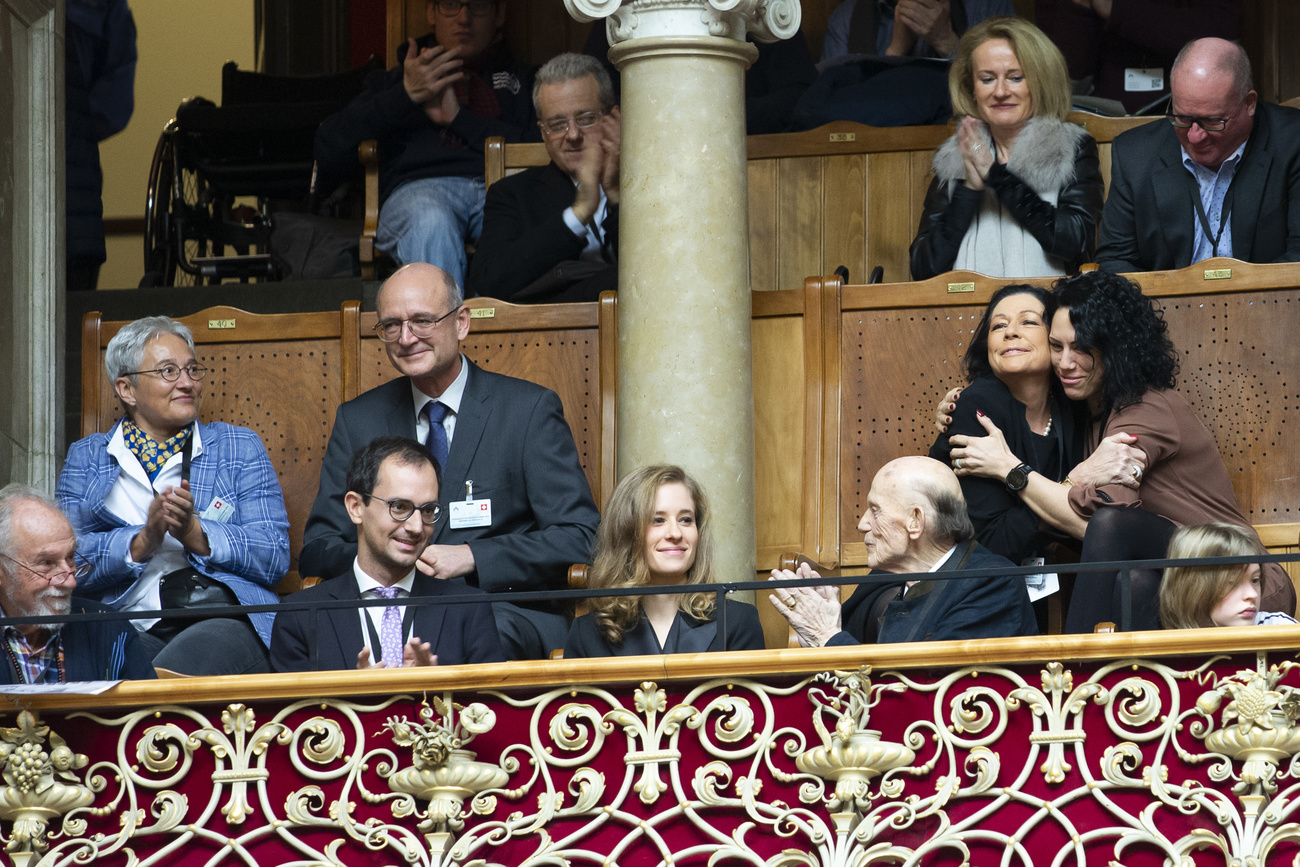 Les juges fédéraux sont élus par le Parlement.