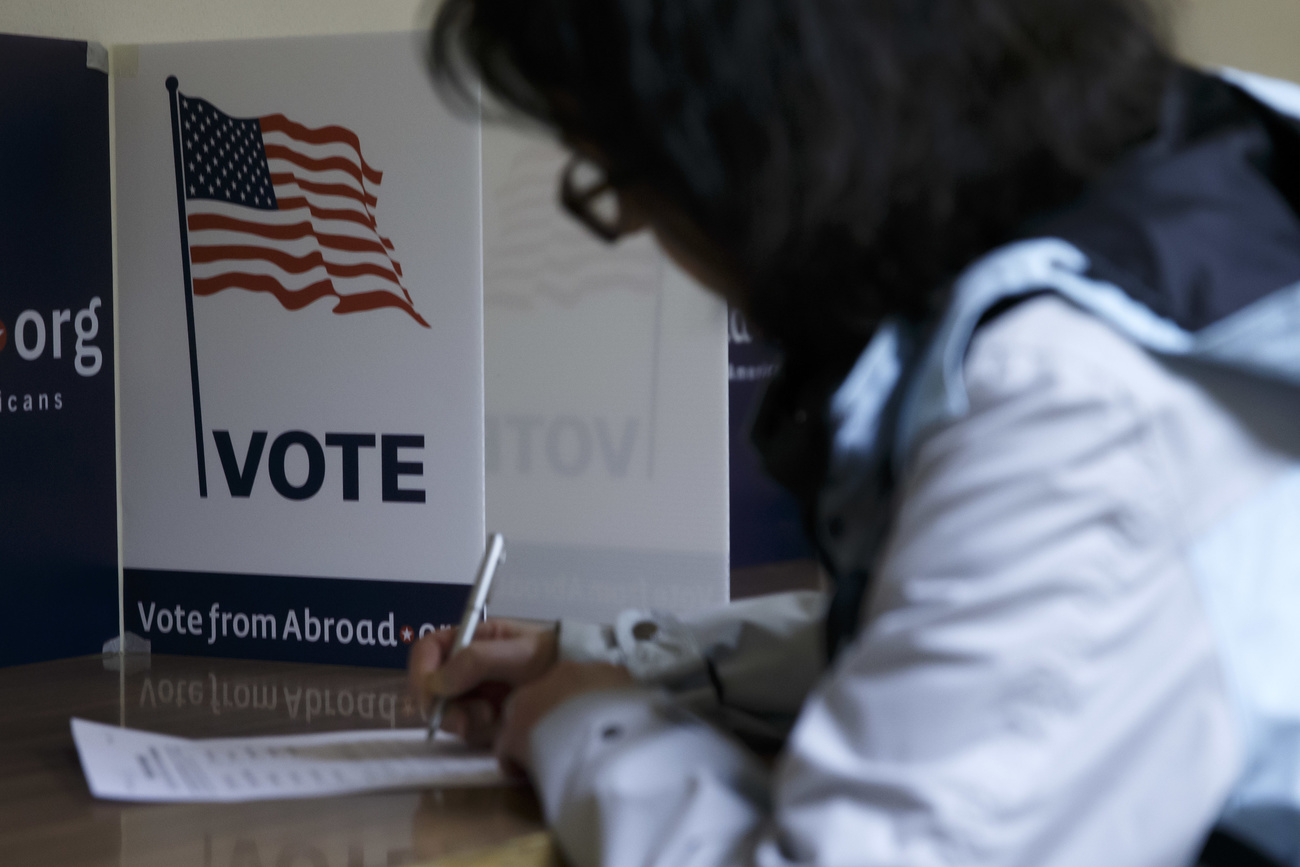 Un bureau de vote destiné aux citoyens américains à Genève.