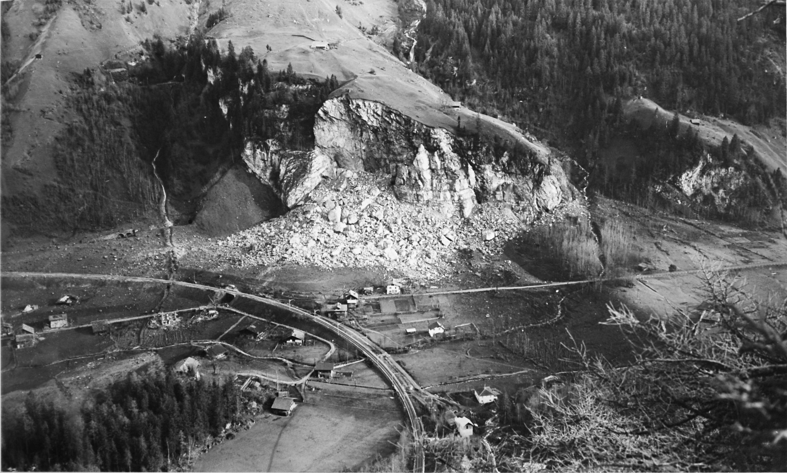 يناير 1948: الجدار الصخري بالقرب من بلدة ‘ميتهولتس’ - منظر من الغرب. الارشيف الفدرالي السويسري