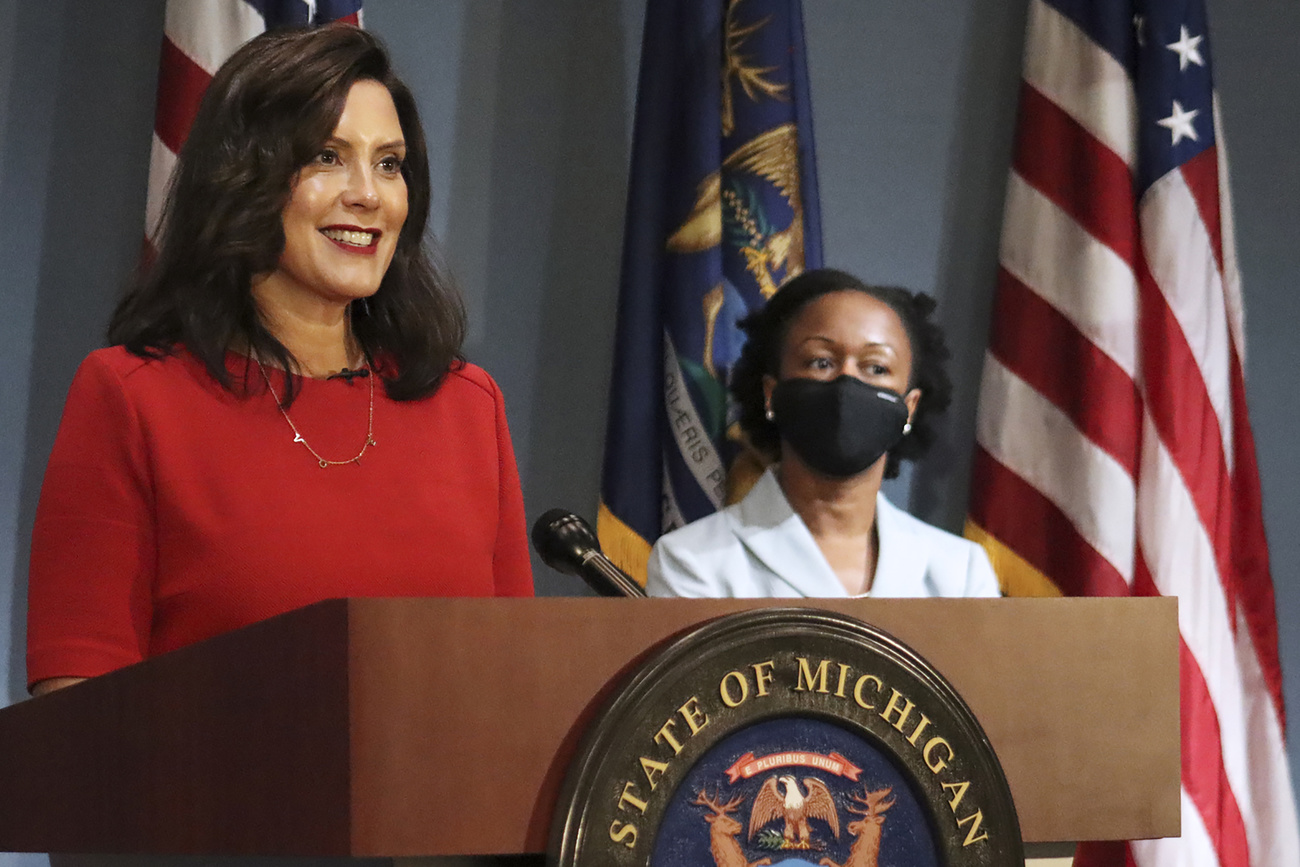 La governatrice del Michigan, Gretchen Whitmer durante un discorso ufficiale.