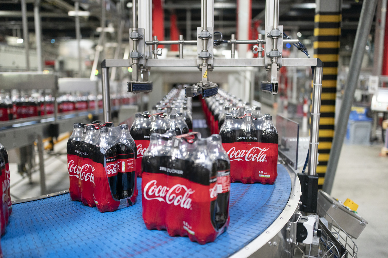Bouteilles de coca-cola à l usine