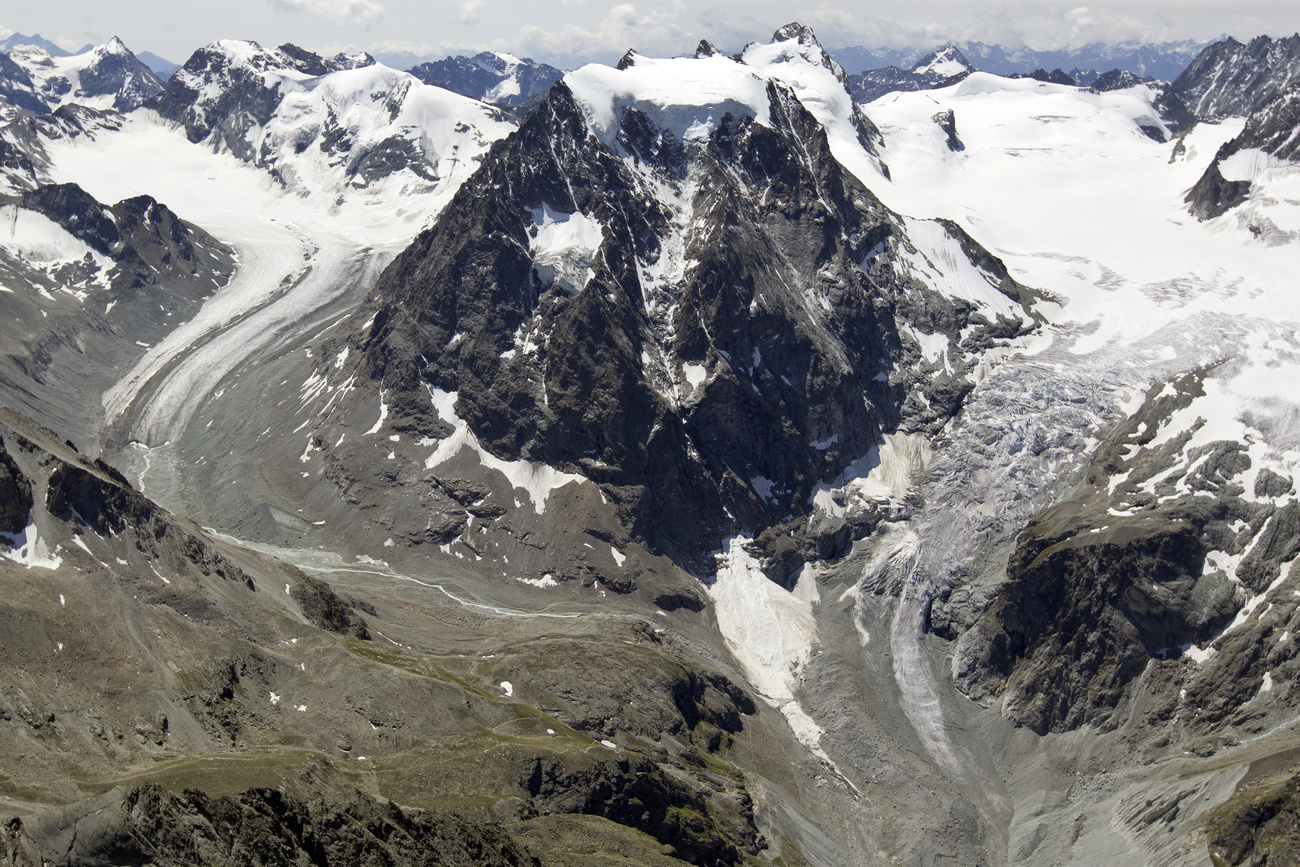 Vue aérienne du glacier d Arolla en Suisse