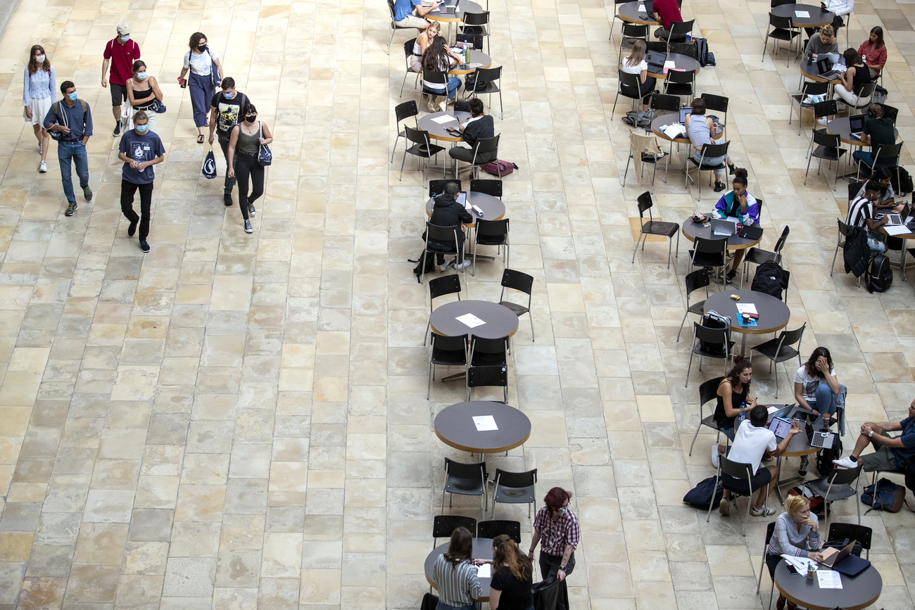 students at the University of Zurich during autumn semester with masks