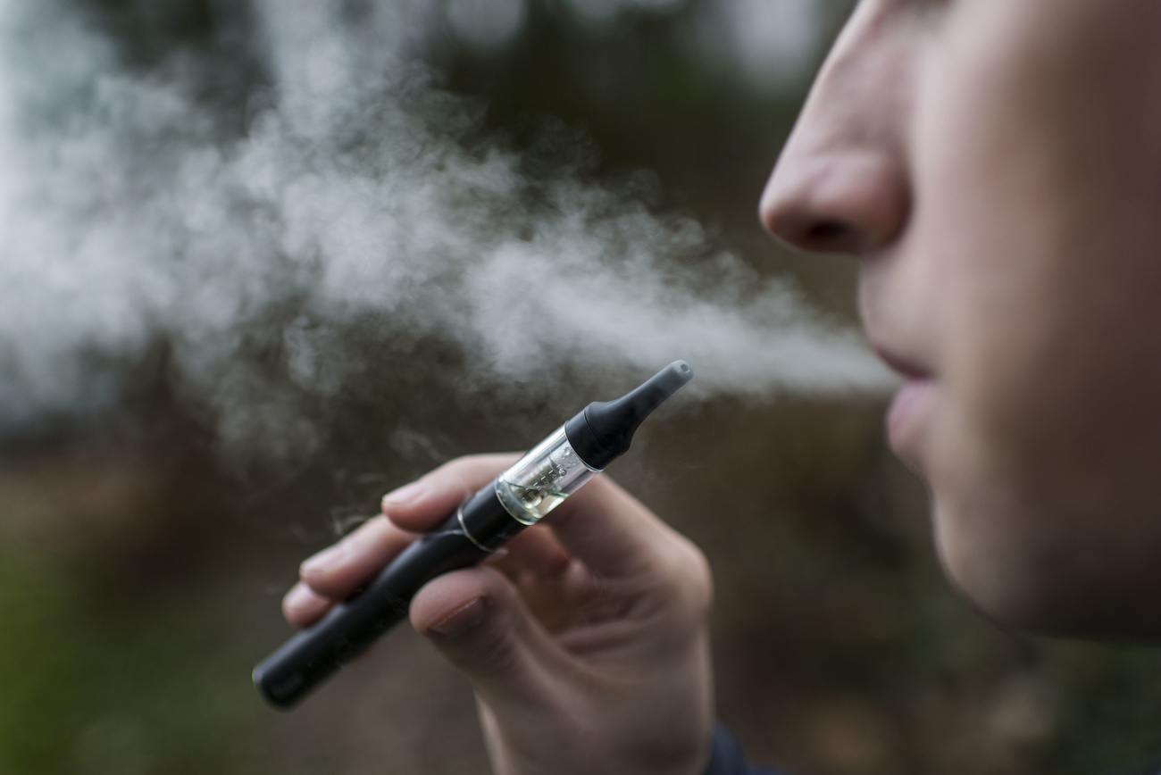 personne qui fume