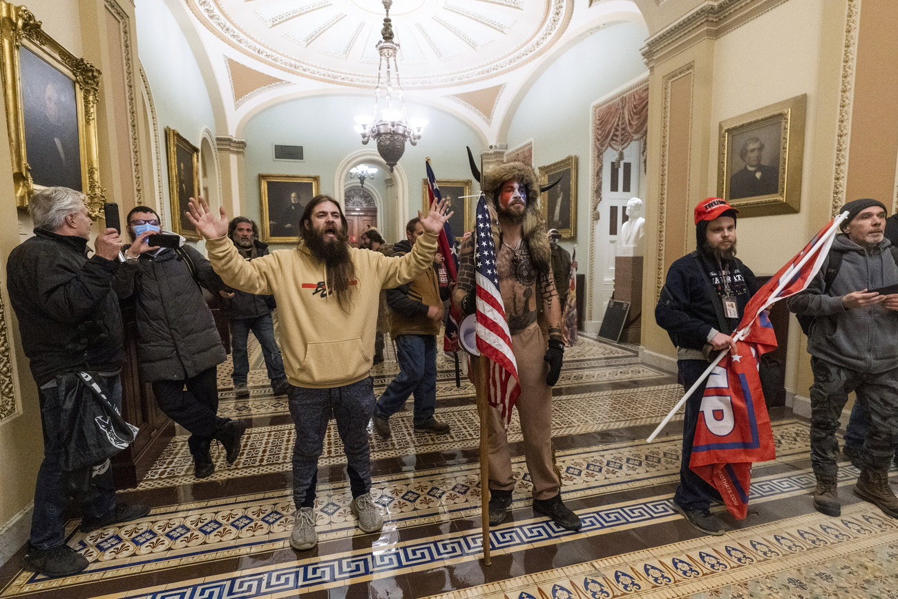 Supporter di Trump all interno del Campidoglio
