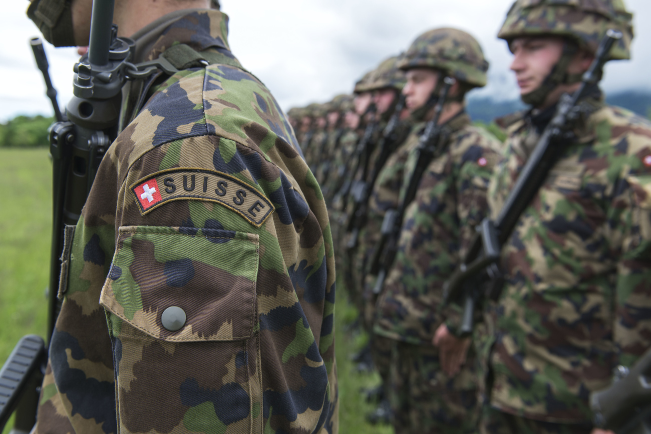 Swiss army recruits