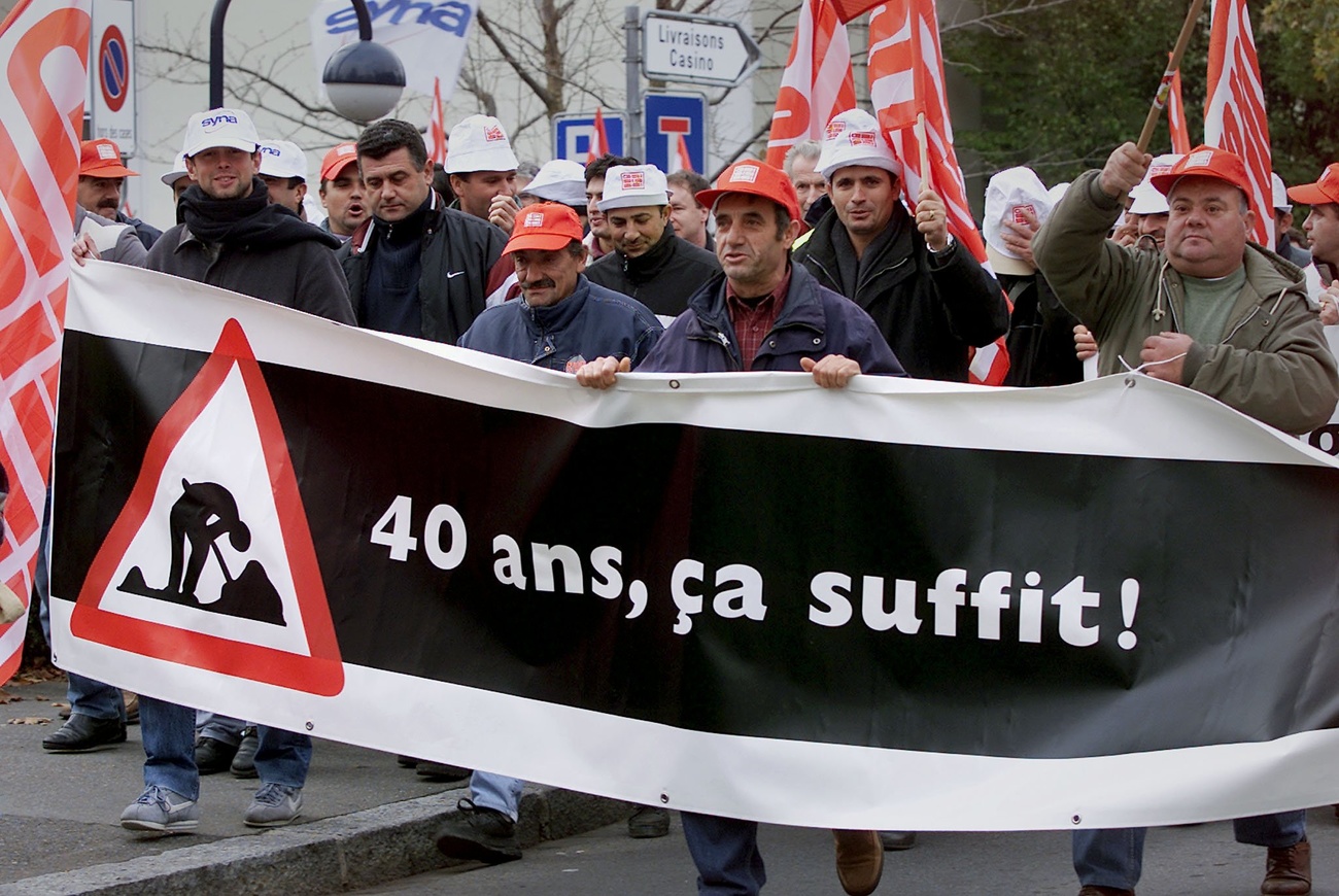 persone che manifestano