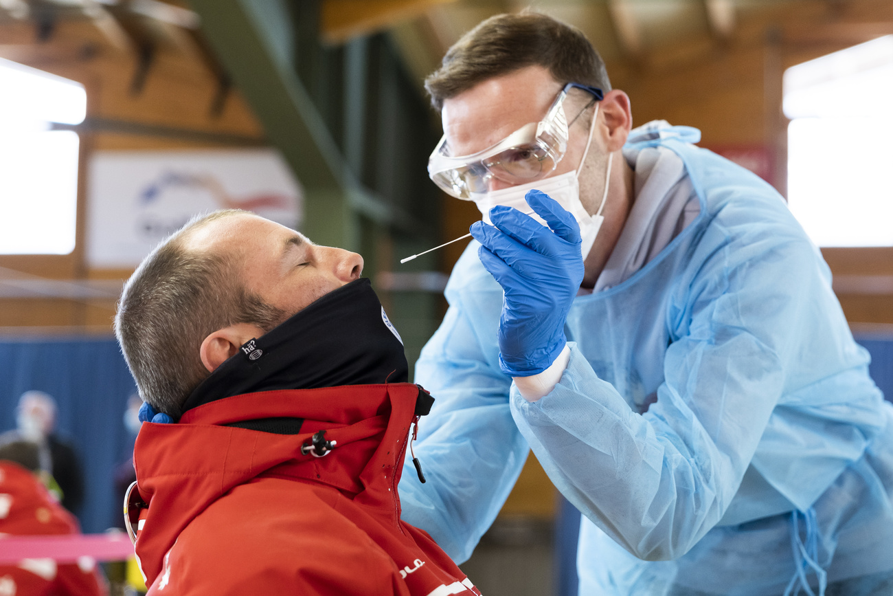 Man getting vaccinated