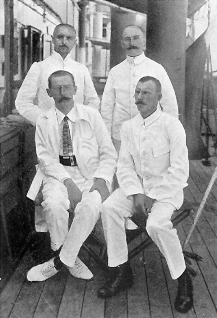 Otto Schlaginhaufen und drei Ärzte