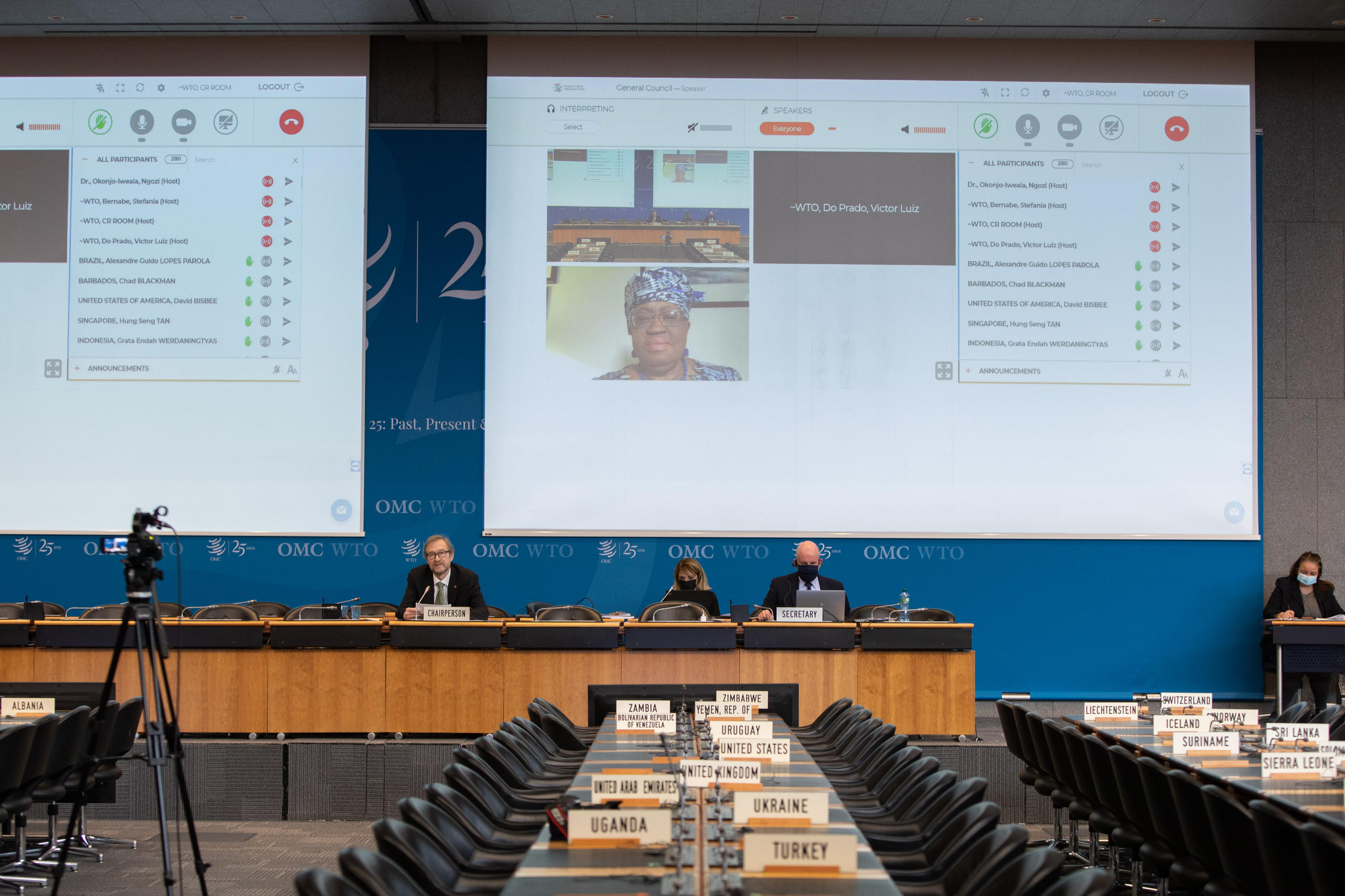 オンラインで行われたWTOの一般理事会でンゴジ氏が次期事務局長に選ばれた