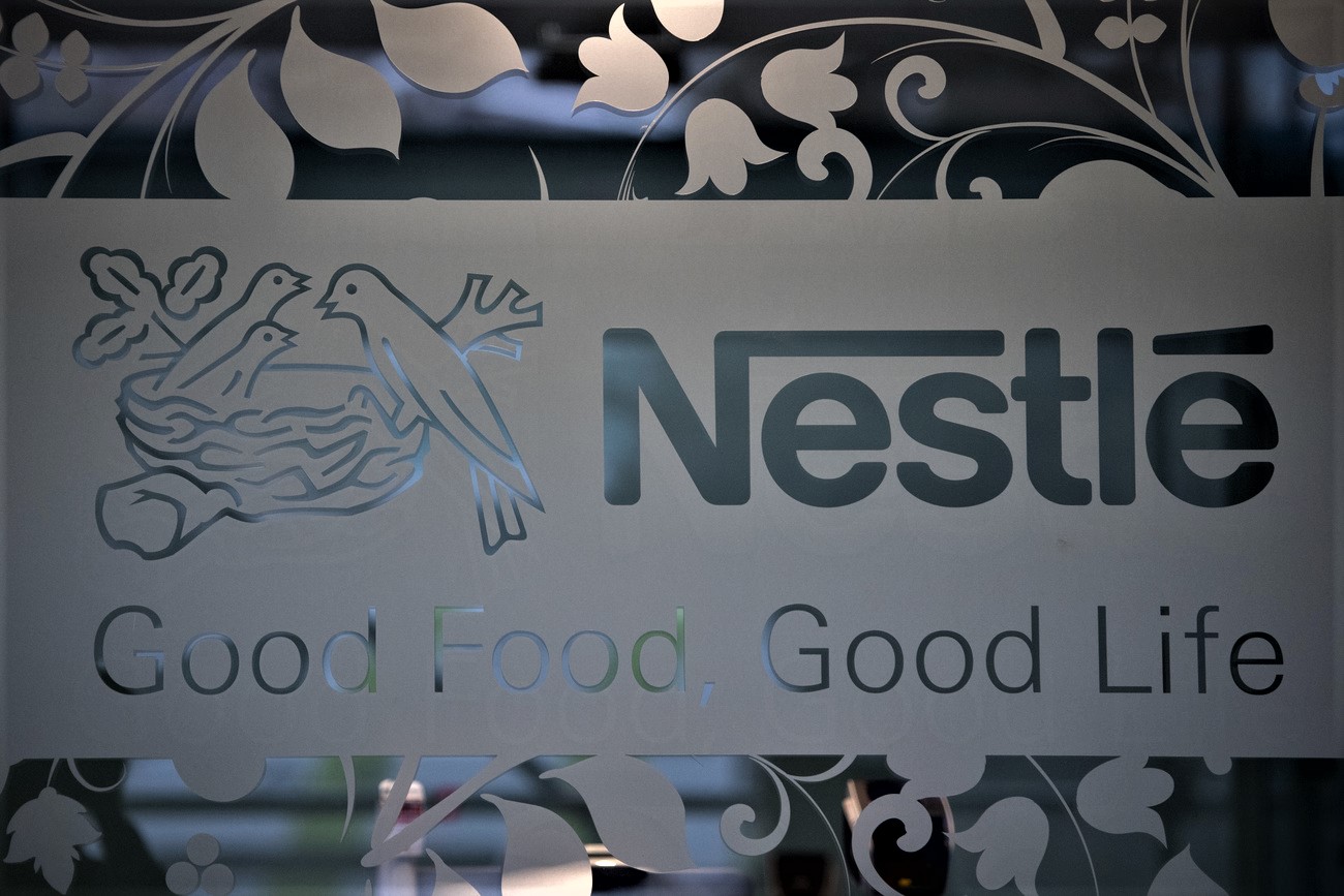 panneau Nestlé