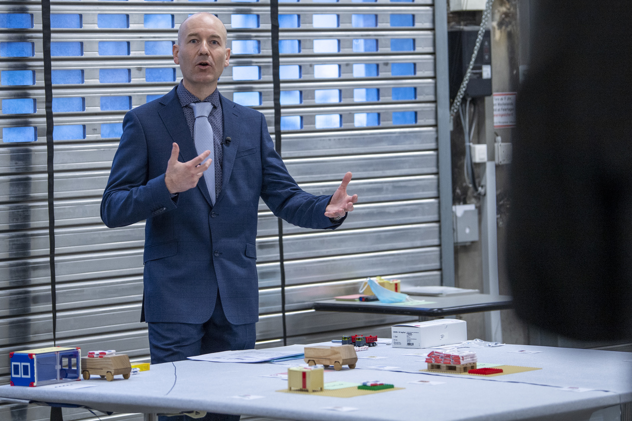 Daniel Aeschbach, le chef de la pharmacie de l armée