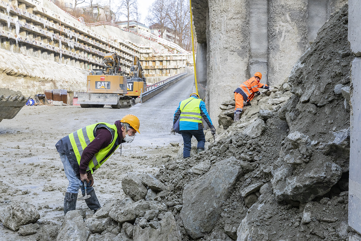 Looking for fossils at Bern train station