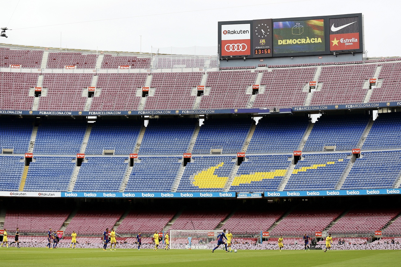 Il Nou Camp a Barcellona durante un incontro del di calcio.