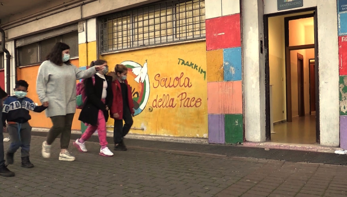 L entrata della Scuola della pace di Roma