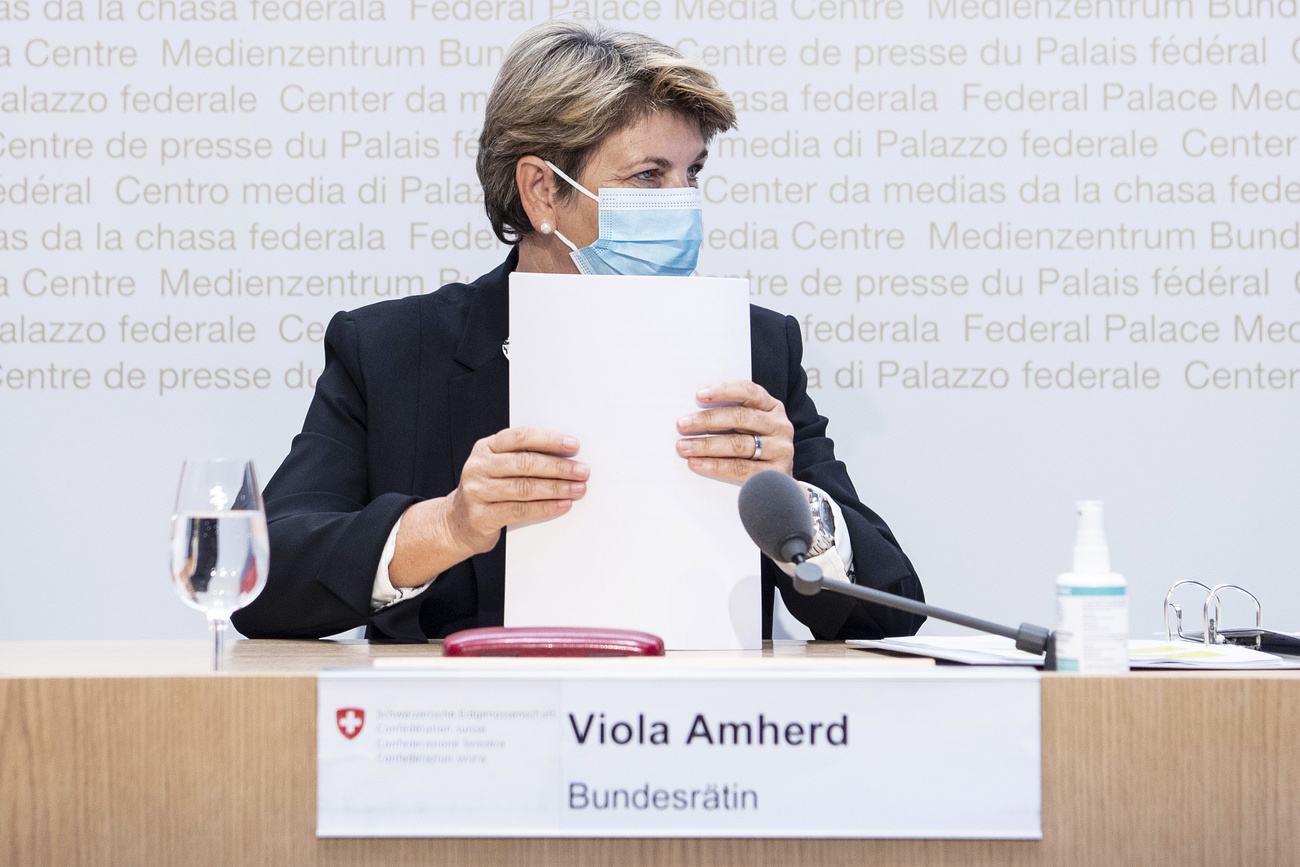 Viola Amherd durante la conferenza stampa.