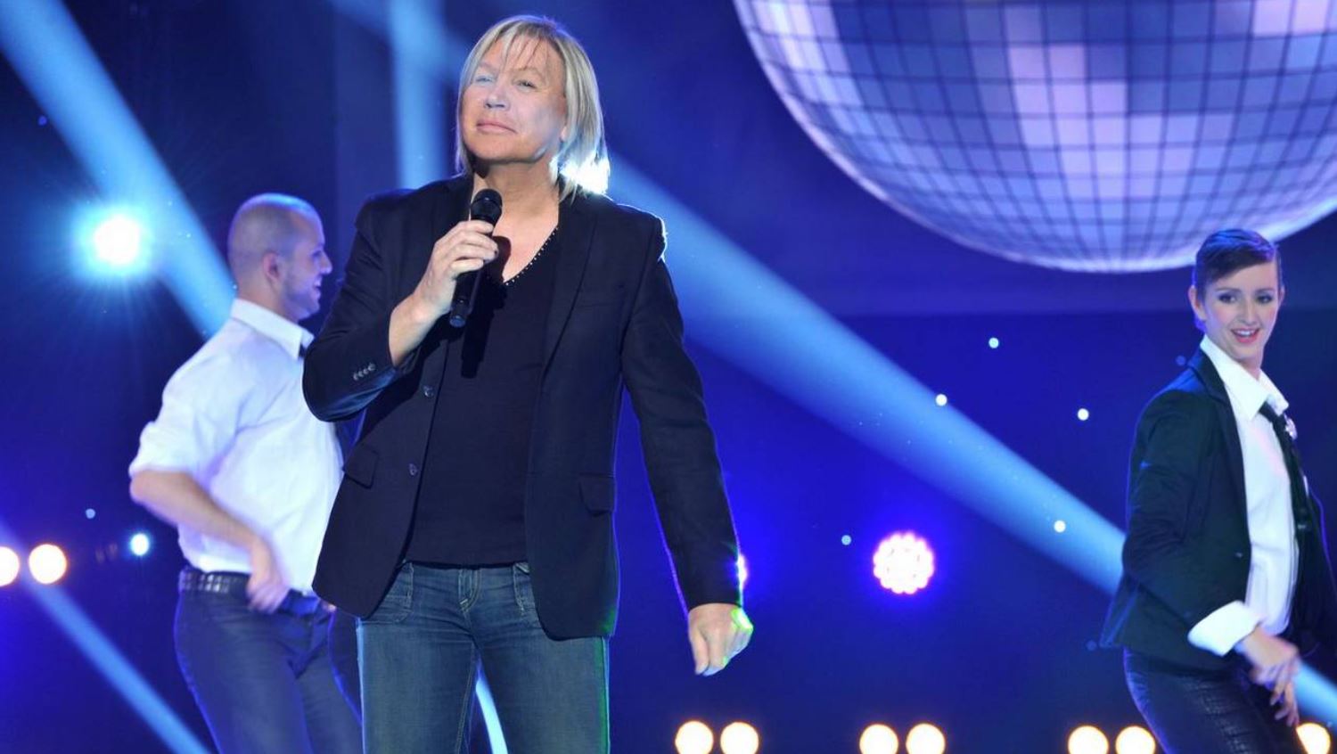 Il cantante sulla scena