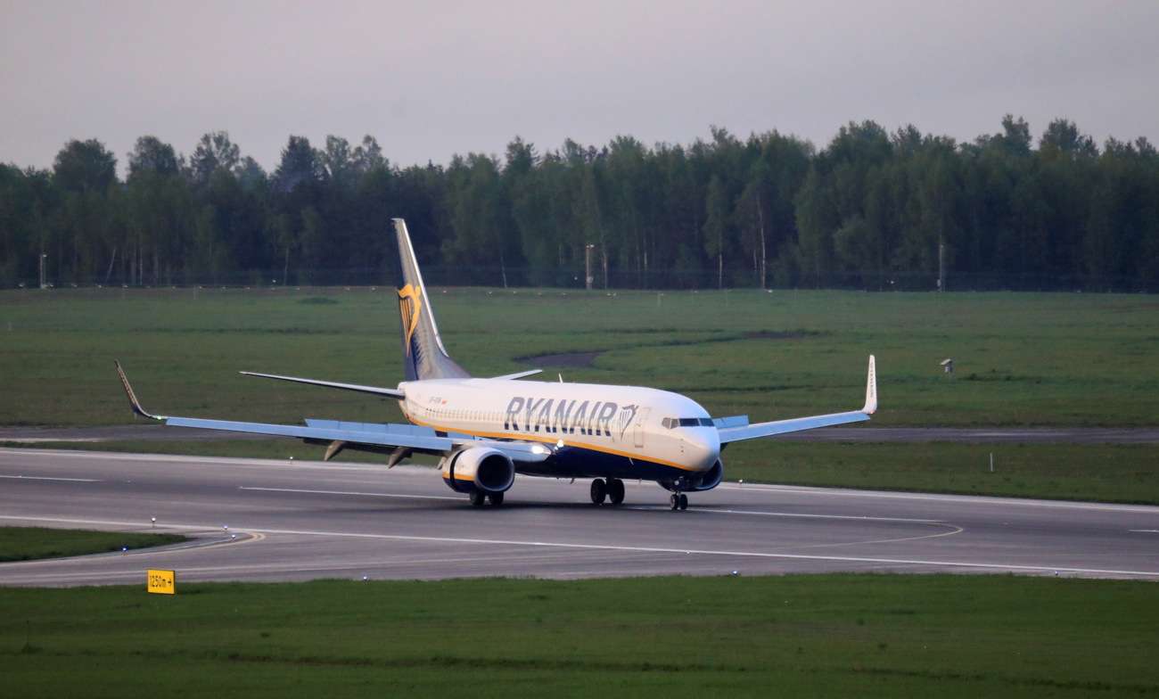 Ryanair plane