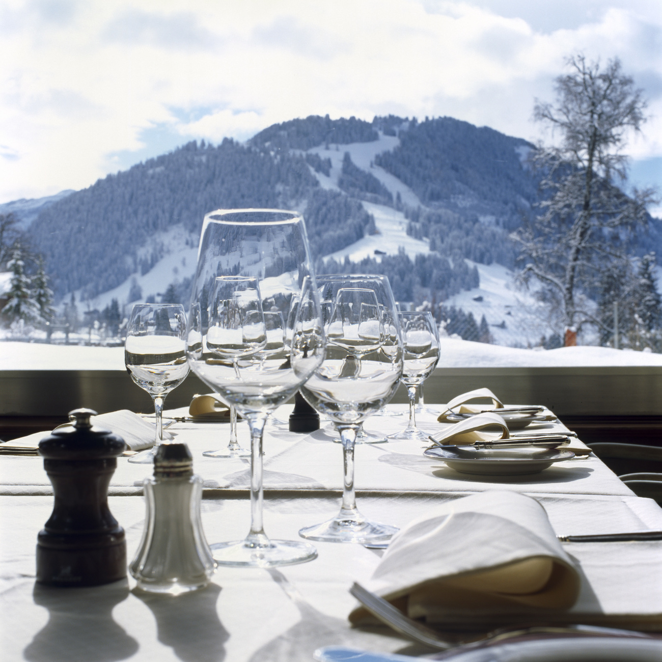 La vista da un ristorante di lusso di Gstaad.