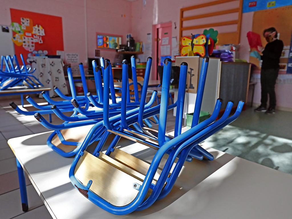 Voisins insupportables une école forcée de déménager SWI swissinfo.ch