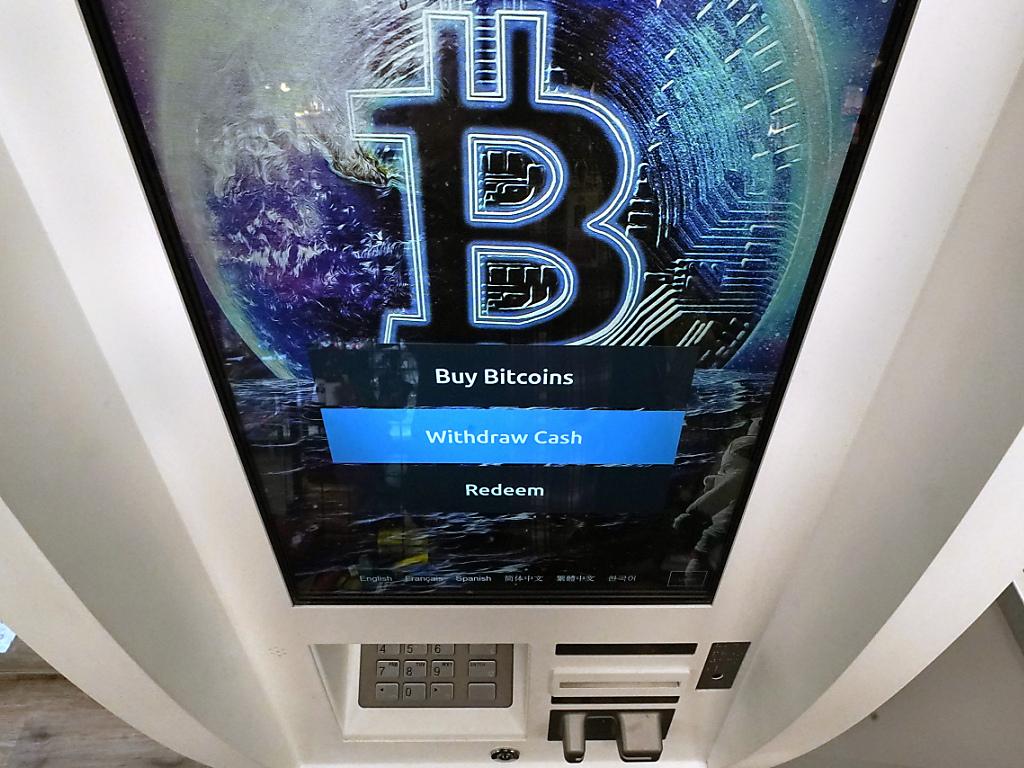 El Salvador legalizza bitcoin, è il primo paese al mondo - SWI swissinfo.ch