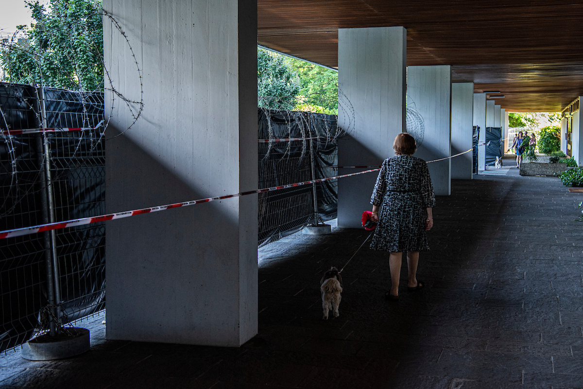 Barbed wire security in Geneva