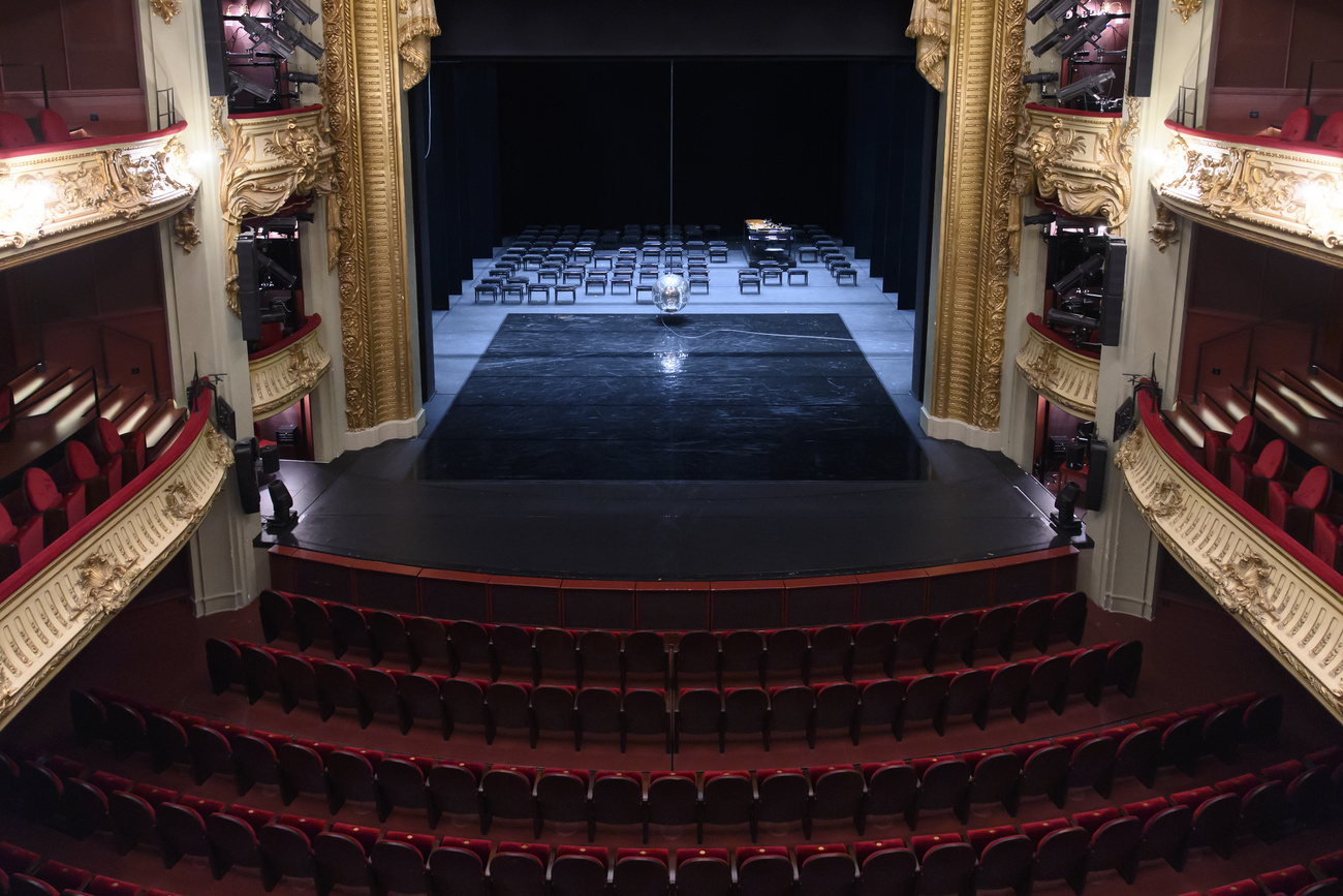 empty theatre