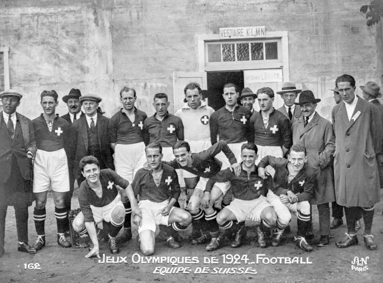 Equipo de futbol en 1924.